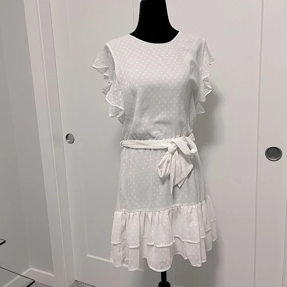 Dynamite | Dresses | 45 Dynamite White Midi Dress Sizes | Poshmark